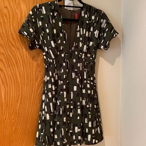 Staud green short sleeve V neck dress SMALL